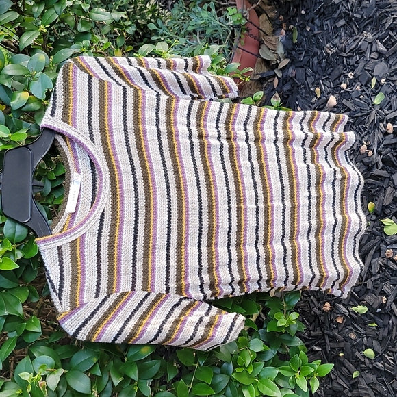 Lush stripe textured waffle top - Picture 2 of 6